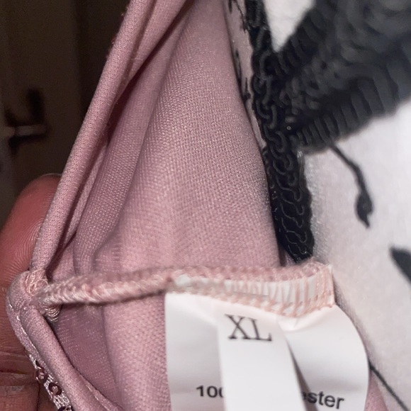 Pink top - Picture 7 of 7